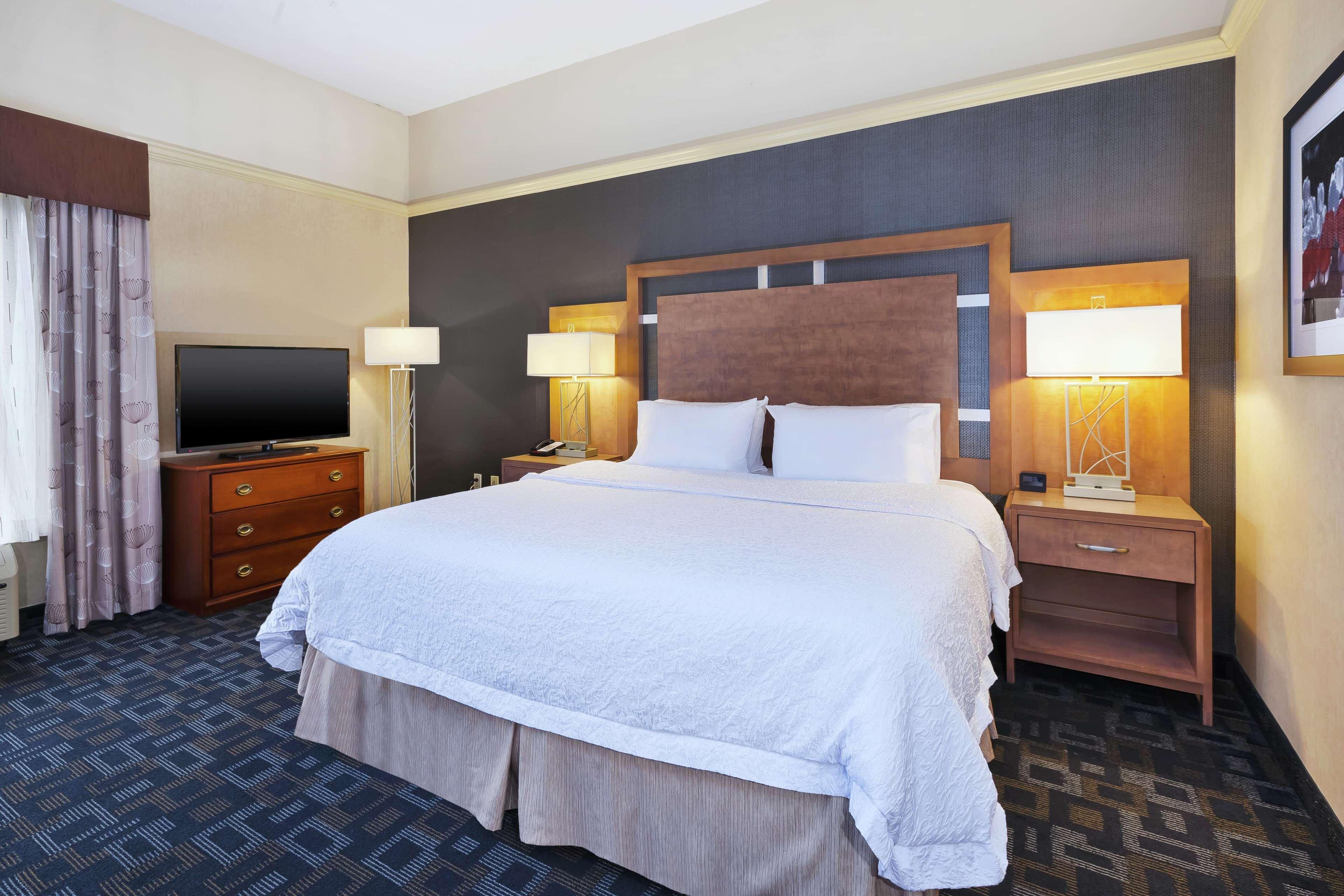 Hampton Inn Clinton Esterno foto