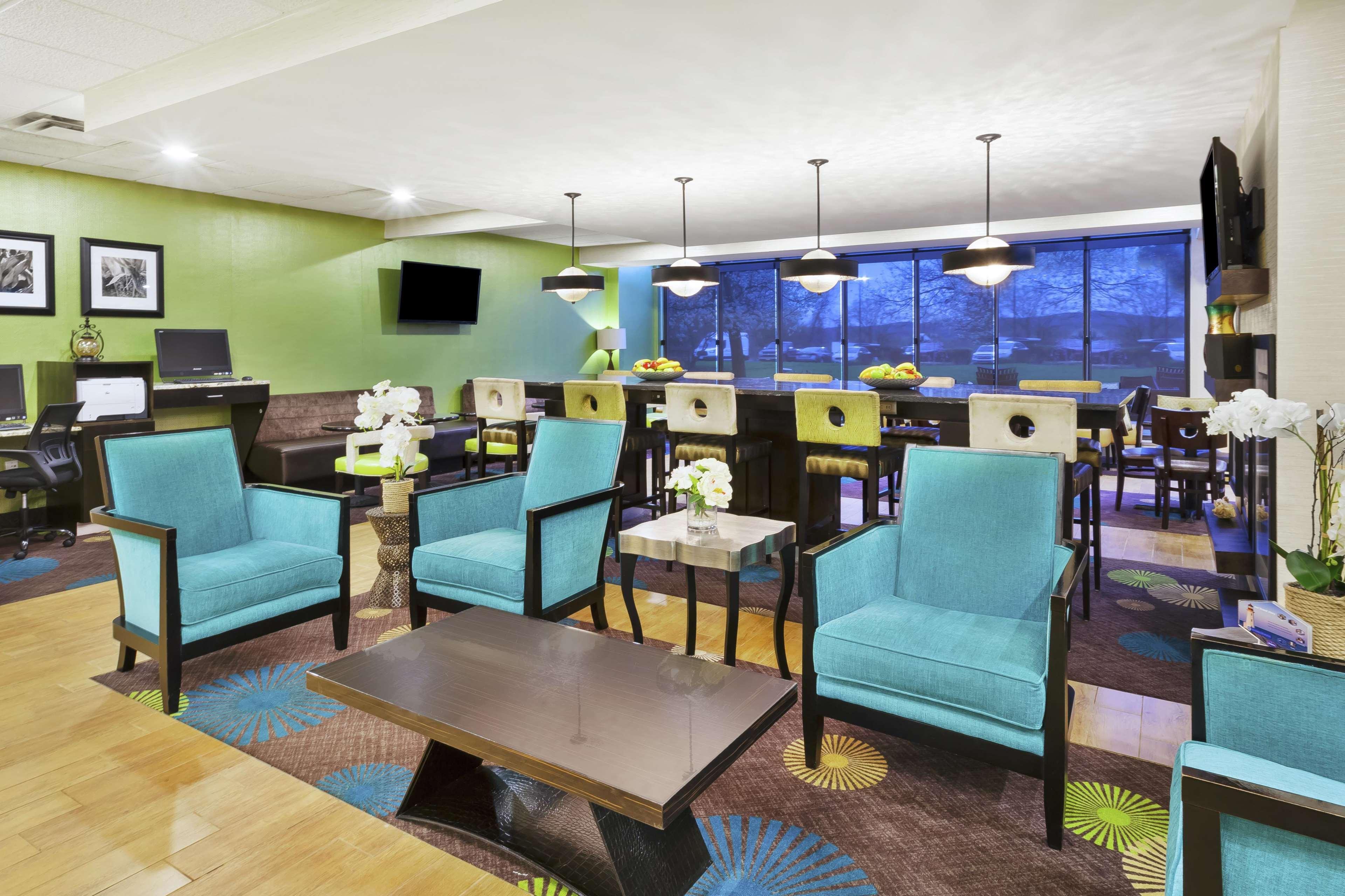 Hampton Inn Clinton Esterno foto
